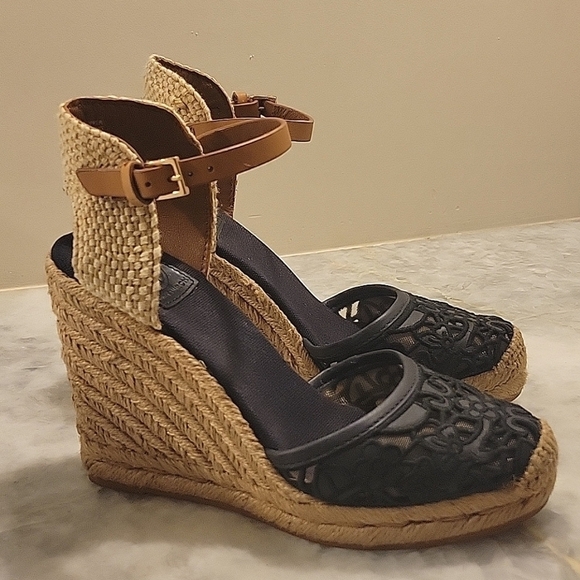 Tory Burch Leather Lucia Canvas Espadrille Wedge Crochet Woven Lace Sandal 6.5 - Picture 2 of 10